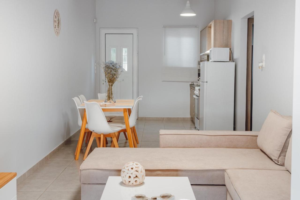 Thalassa Almyros Apartments Verga Kalamata Eksteriør billede